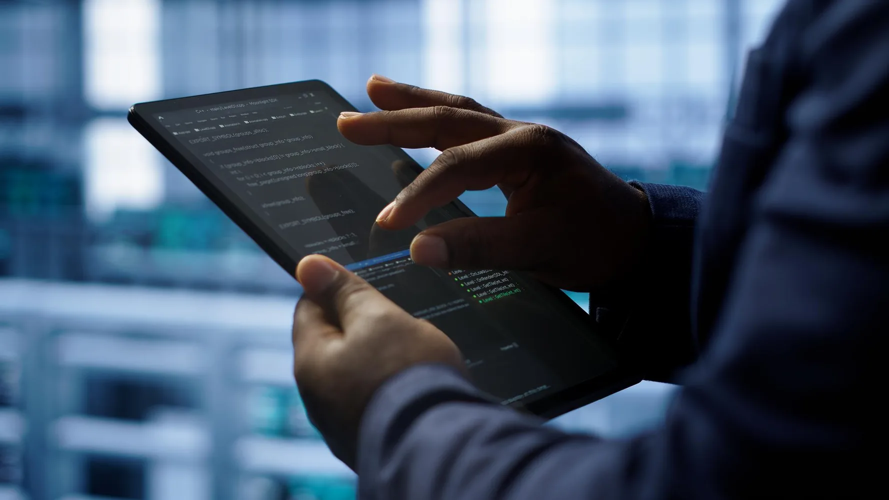 Pengembangan software dan aplikasi